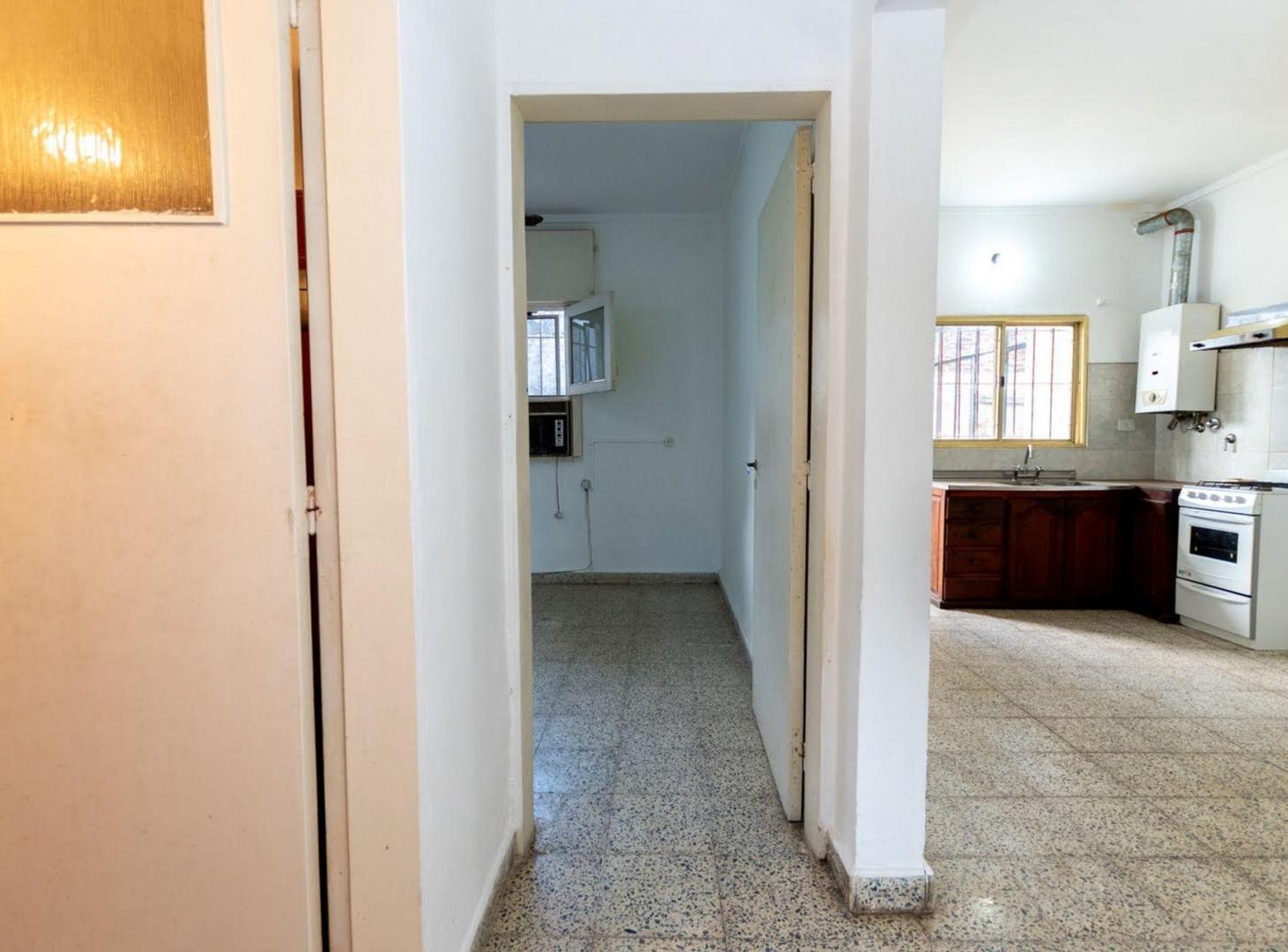 Foto de CASA CON DEPARTAMENTO EN PLANTA ALTA, imagen 4