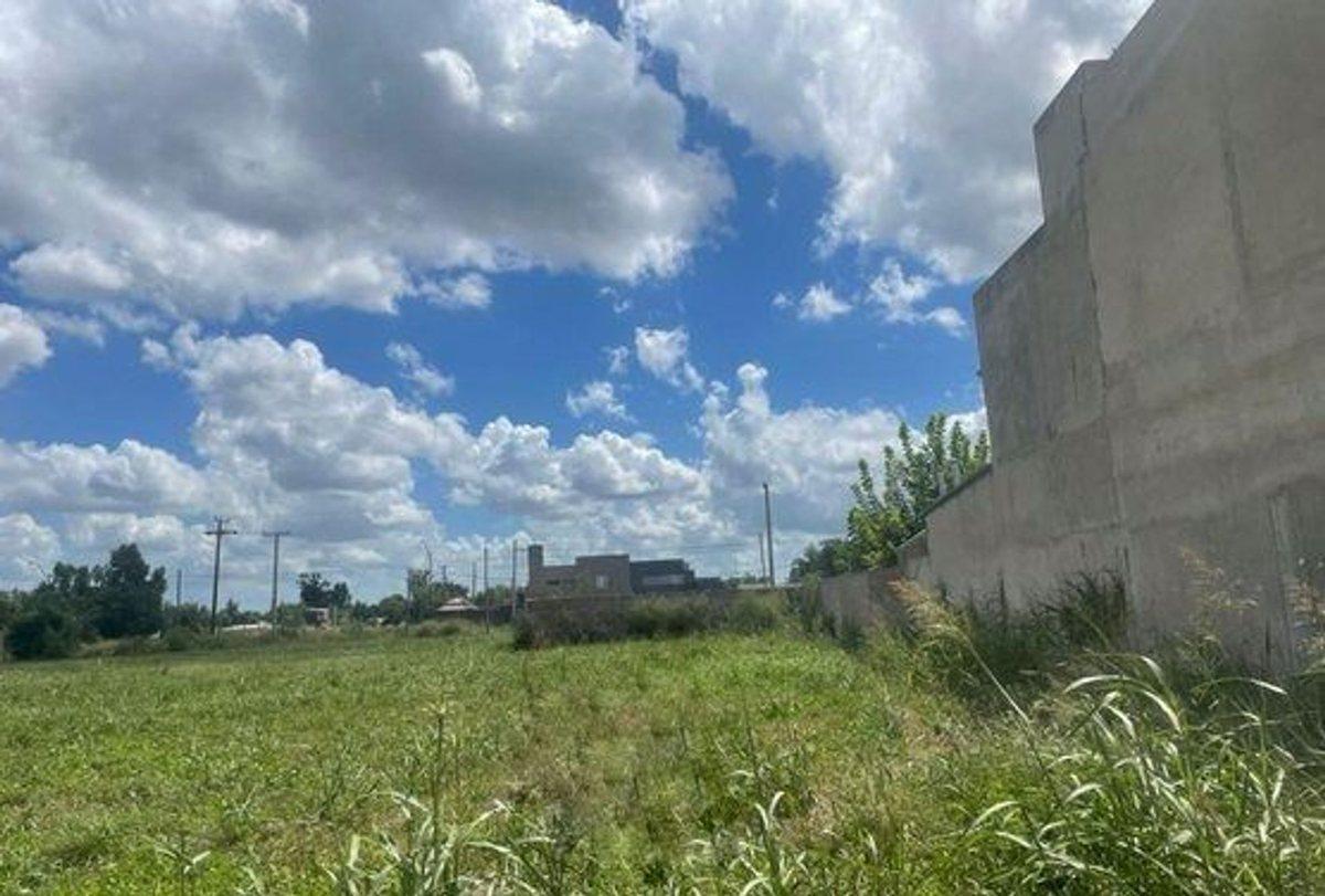 Foto de SE VENDE TERRENO EN ZONA GRANJA LA ESMERALDA, imagen 1