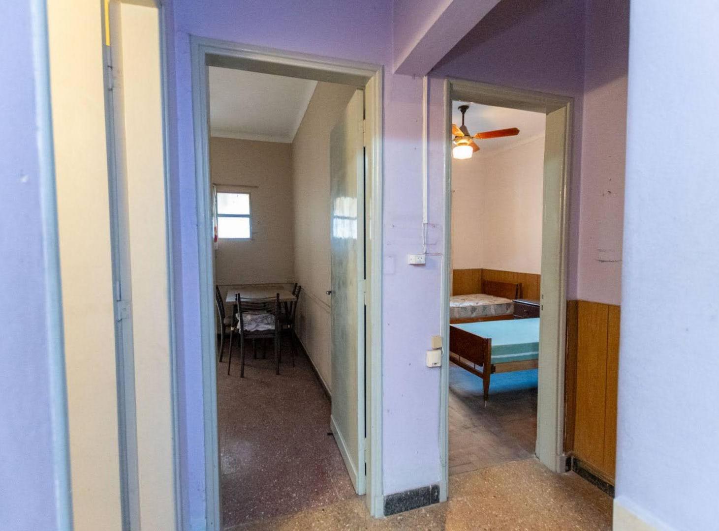 Foto de Casa al frente B° Candioti Sur, a Refaccionar., imagen 1