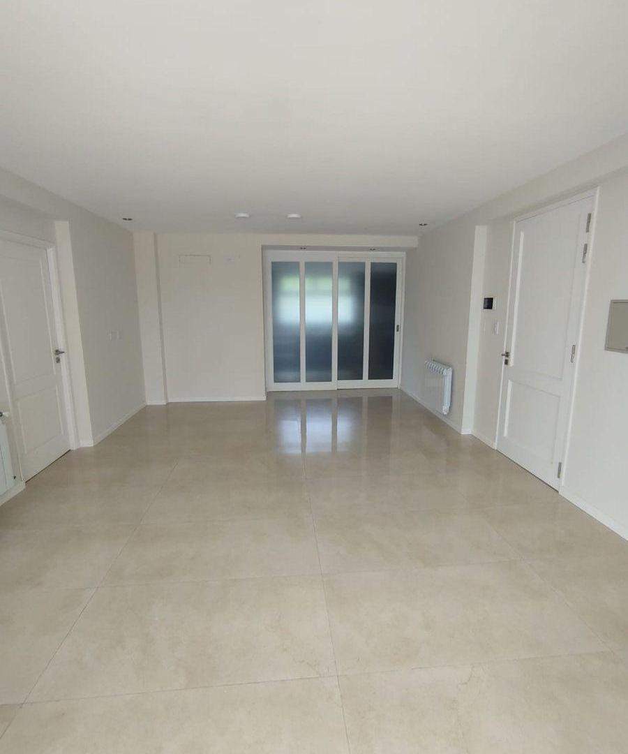Foto de Dpto de 3 dorm y cochera categoria. Zona Sur, imagen 4