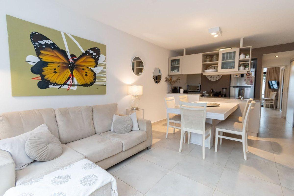 Foto de DEPARTAMENTO 1 DORM- EN BARRIO CANDIOTI-COCHERA, imagen 3