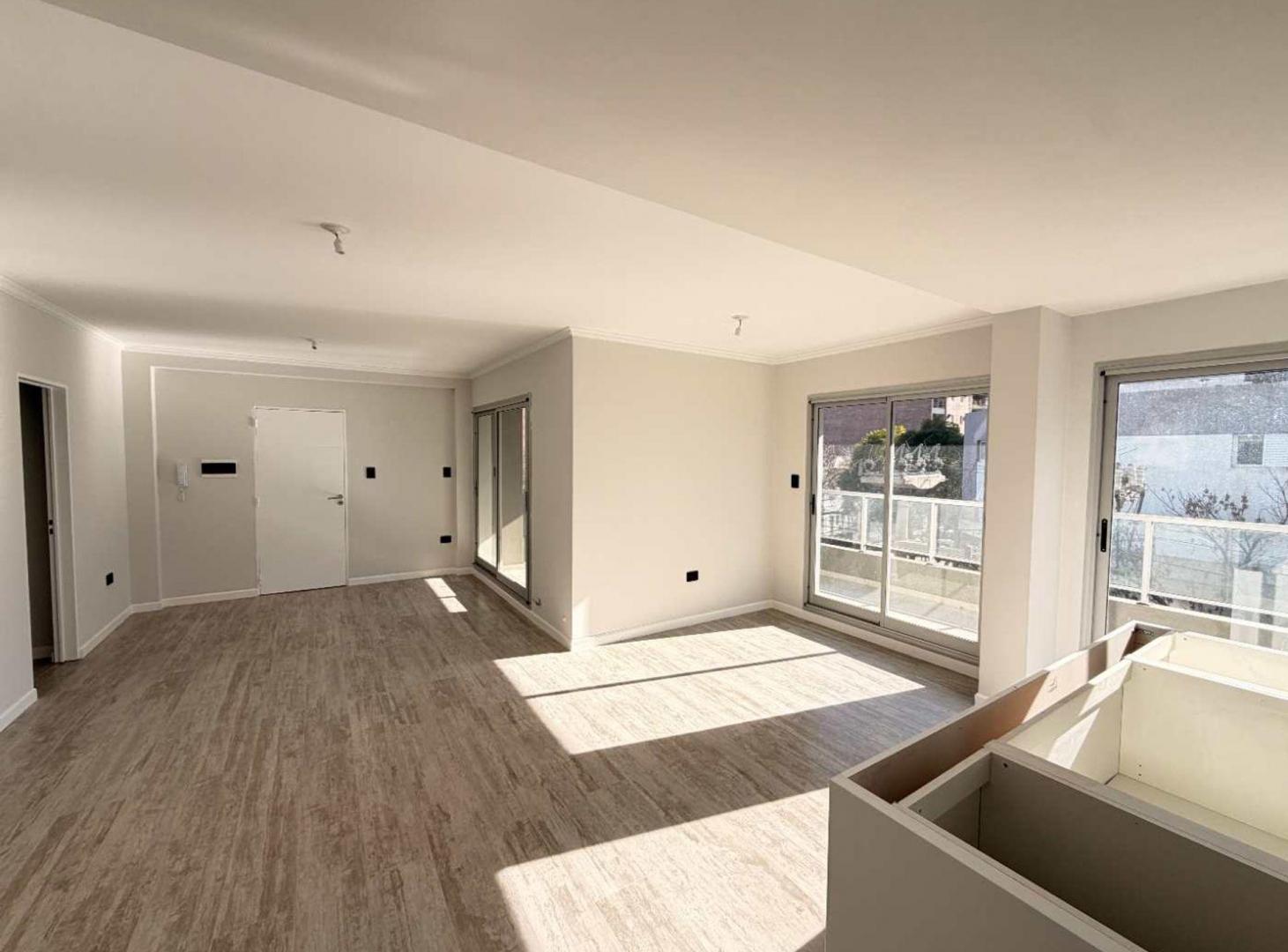 Foto de VENTA PISO DE 2 DORM A ESTRENAR CON COCHERA, imagen 5