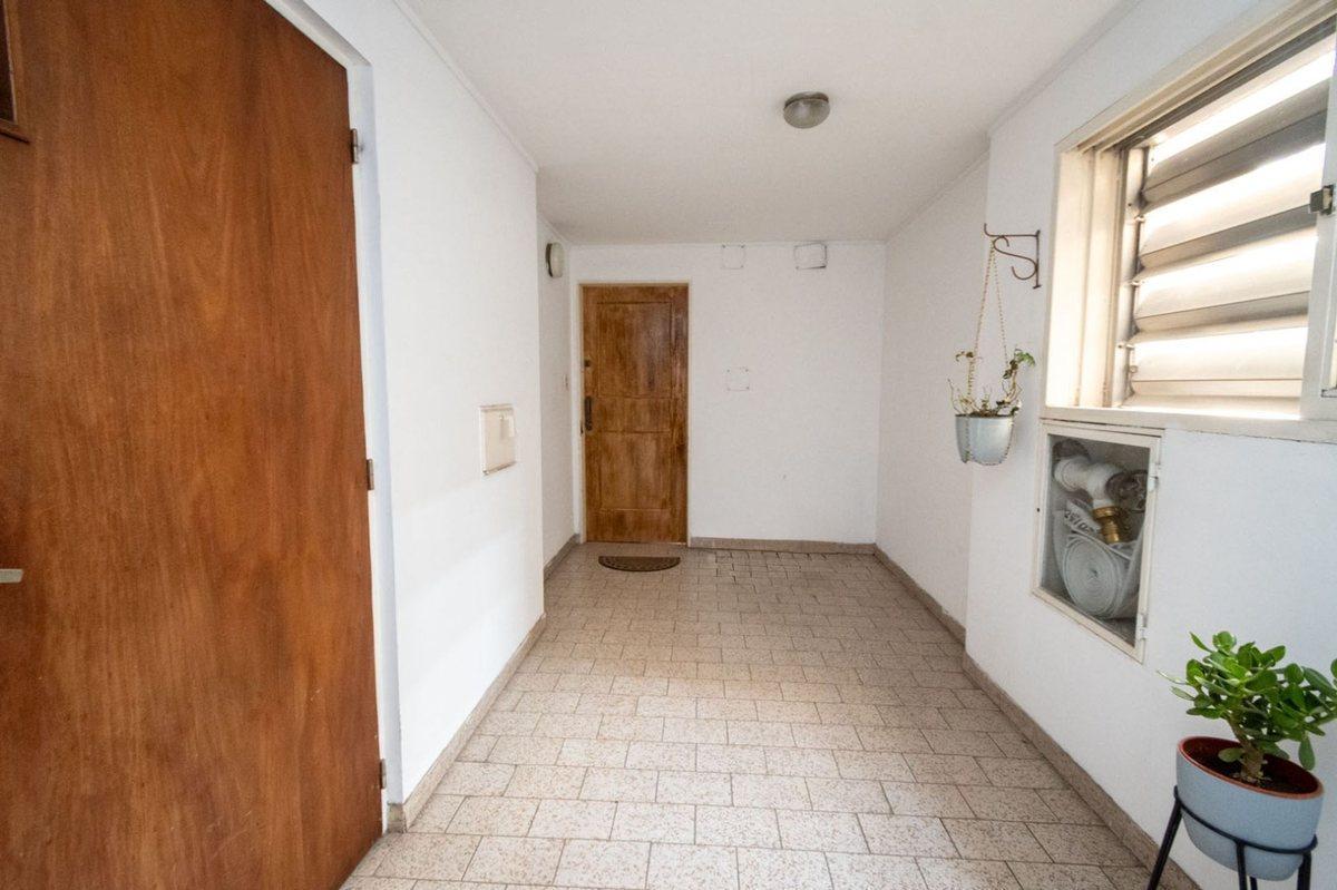 Foto de Amplio departamento 2 dormitorios con cochera, imagen 3