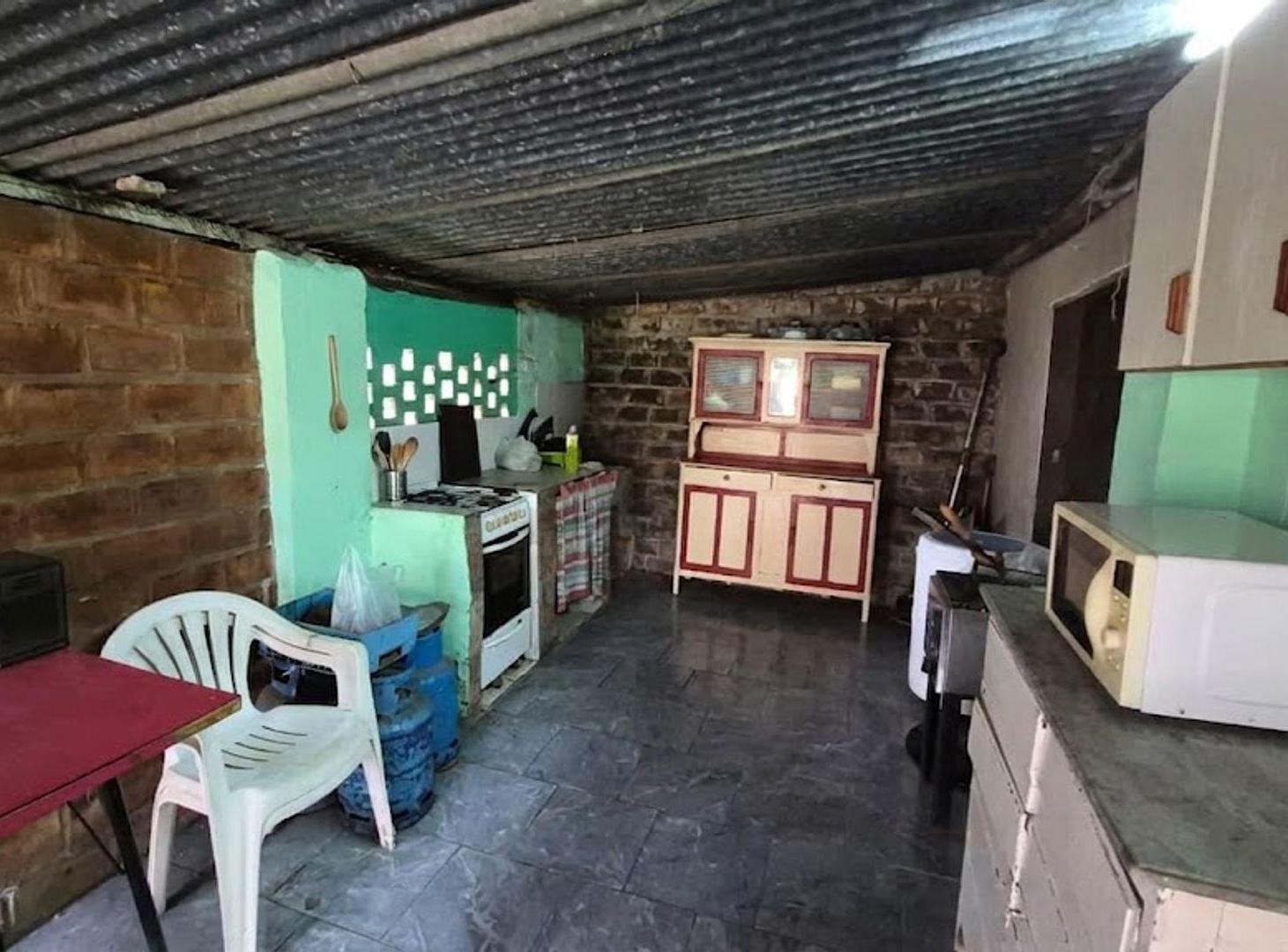 Foto de VENTA CASA SOBRE RUTA 11, imagen 4