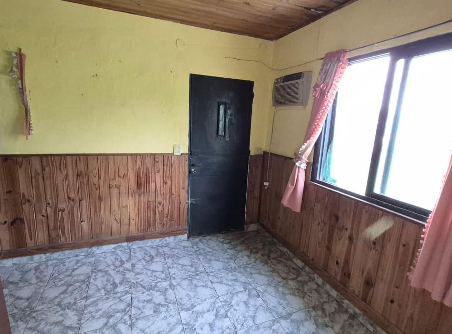 Foto de VENTA CASA SOBRE RUTA 11, imagen 5