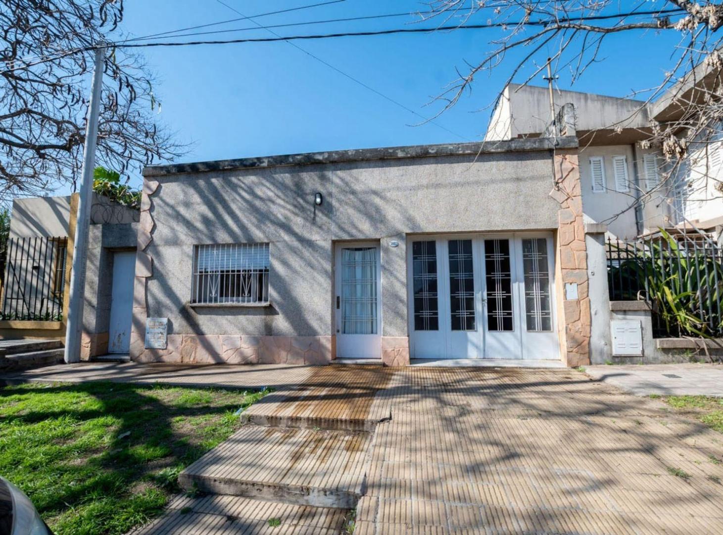 Foto de Remax vende casa APTA A CREDITO, imagen 1