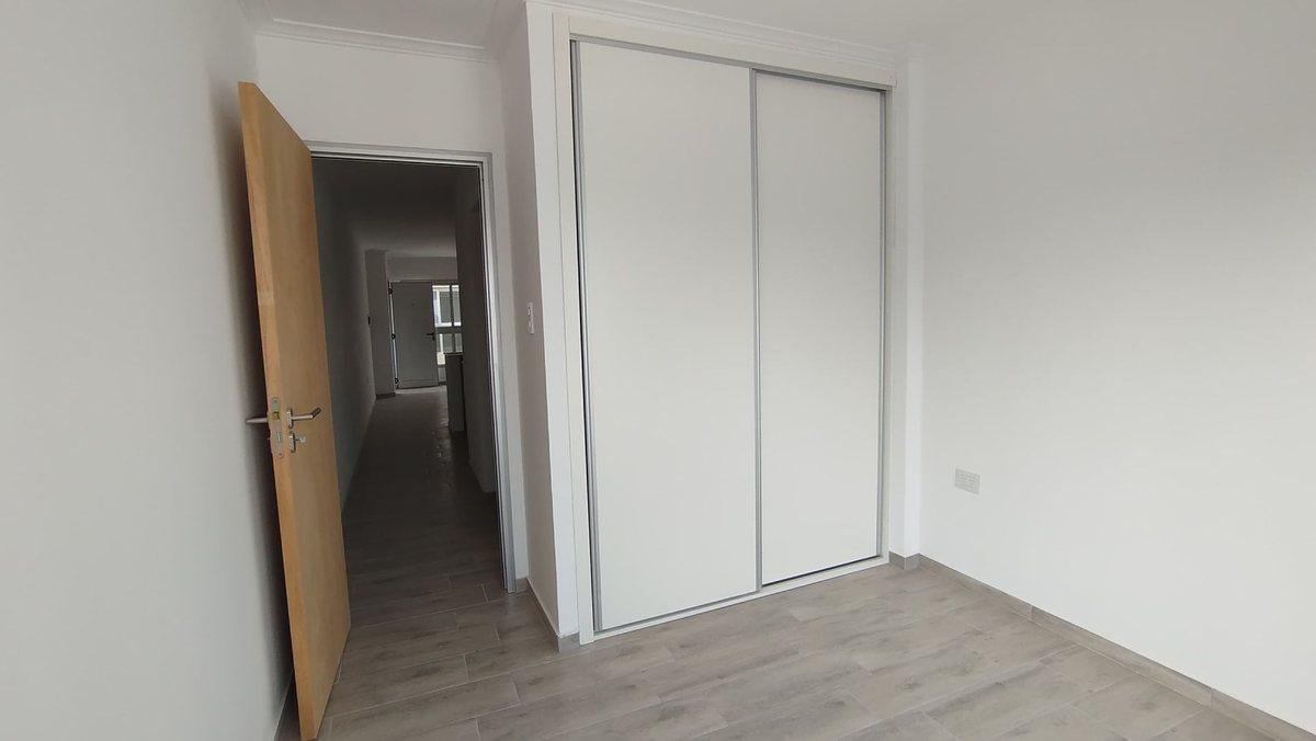 Foto de REMAX ALQUILA DEPARTAMENTO CON COCHERA, imagen 2