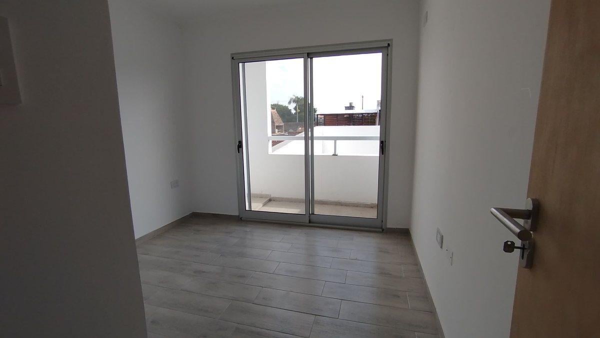 Foto de REMAX ALQUILA DEPARTAMENTO CON COCHERA, imagen 5