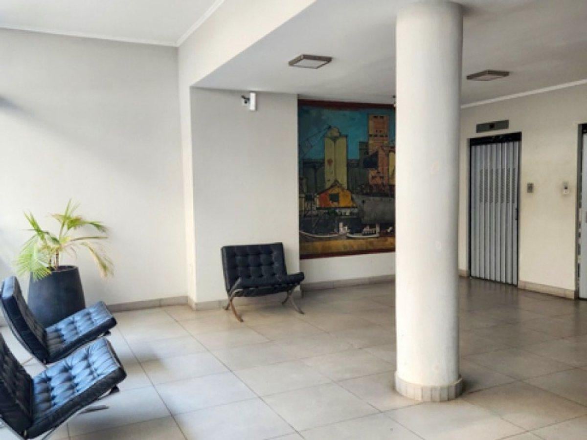 Foto de Venta de oficina en zona céntrica por ascensor, imagen 2