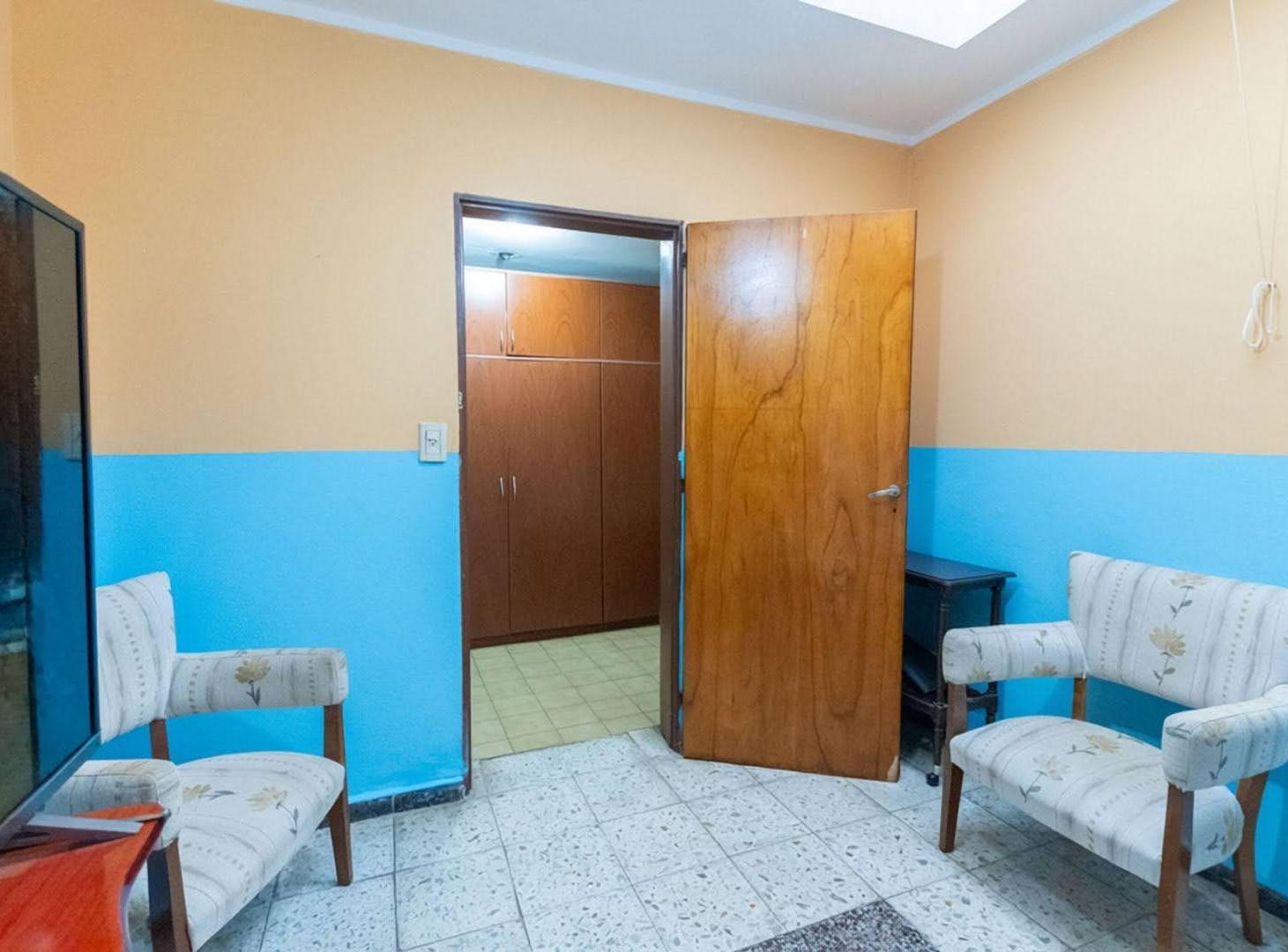 Foto de CASA EN VENTA 4 DORMITORIOS Y EXCELENTE UBICACIÓN, imagen 1