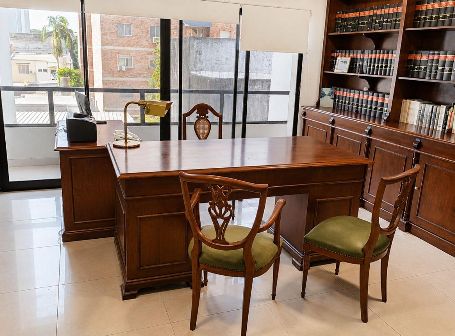 Foto de Oficina profesional en venta 56 m² + balcón., imagen 1
