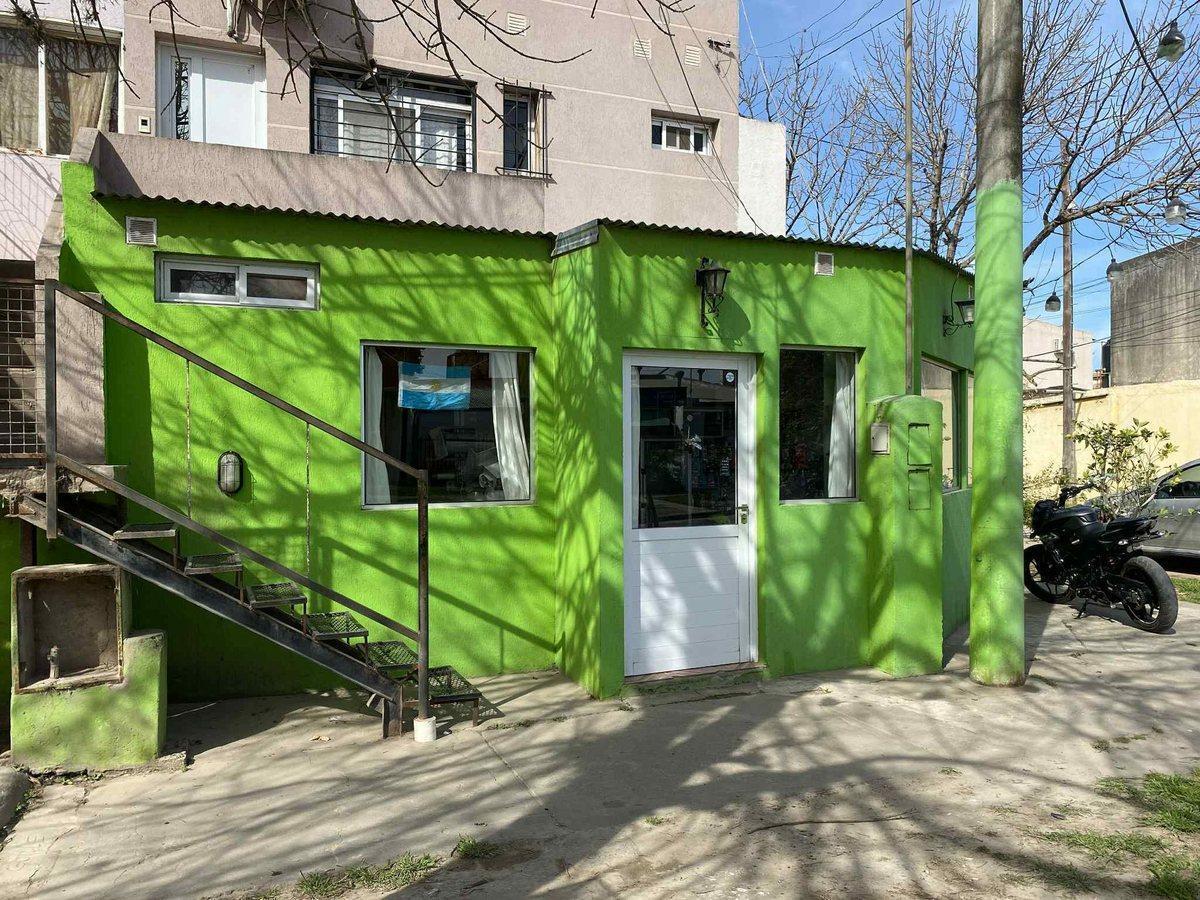 Foto de Casa + Salón Comercial en esquina en Santo Tomé, imagen 1