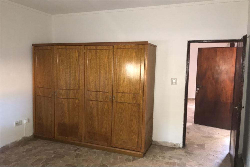 Foto de SE ALQUILA DEPARTAMENTO 1 DORM BARRIO SUR SANTA FE, imagen 2