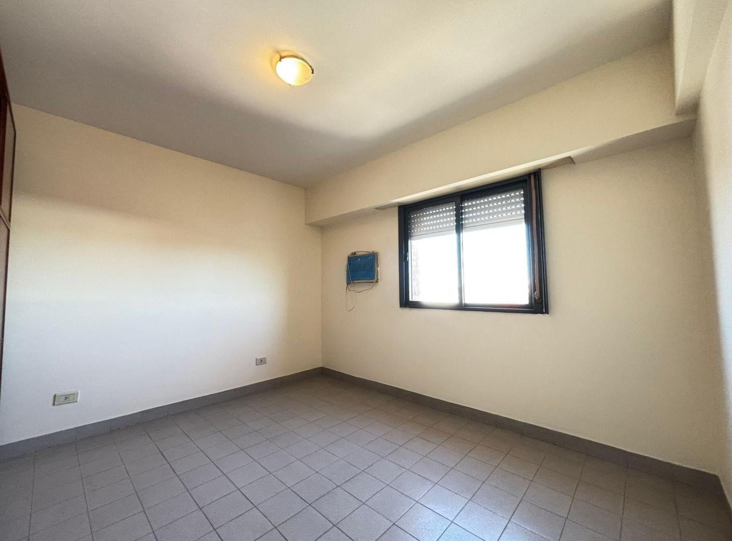 Foto de Venta Departamento 3 dormitorios y cochera, imagen 4