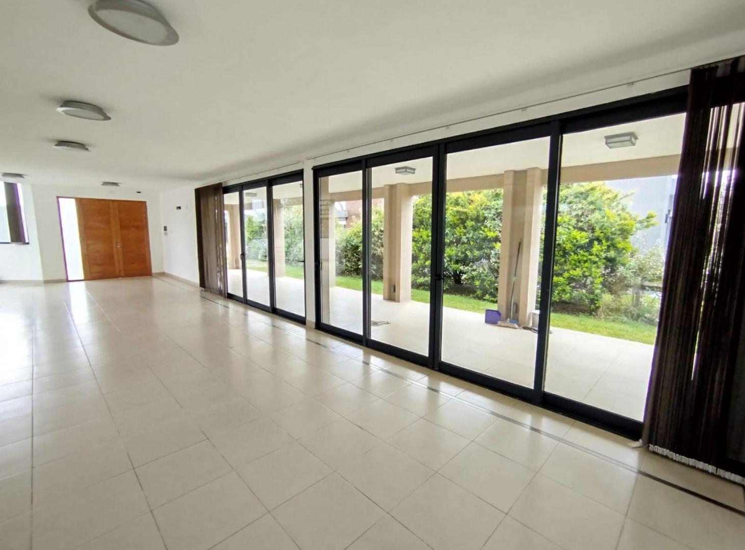 Foto de Casa de Categoría en Altos de la Ribera - Alquiler, imagen 5