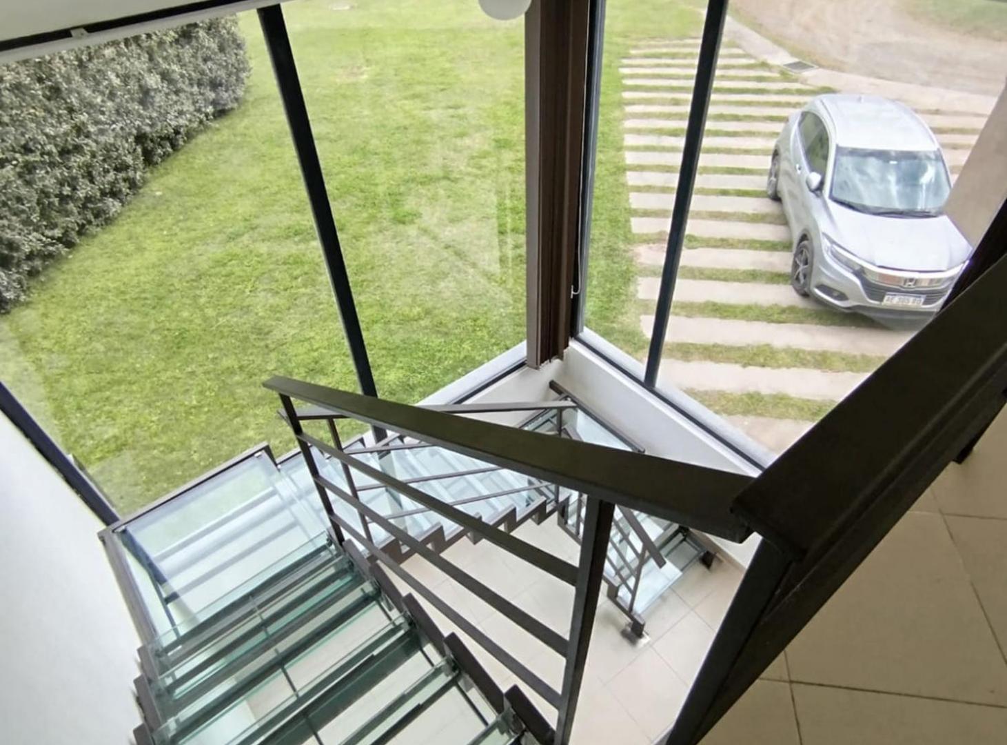 Foto de Casa de Categoría en Altos de la Ribera - Alquiler, imagen 1