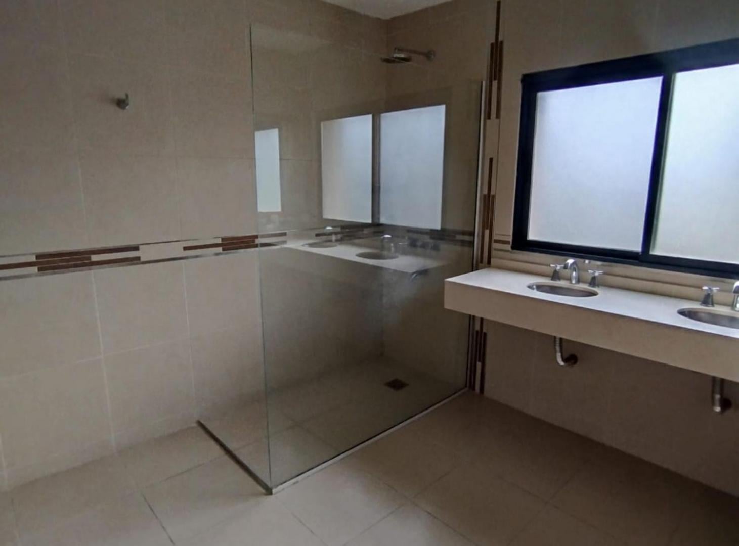 Foto de Casa de Categoría en Altos de la Ribera - Alquiler, imagen 3