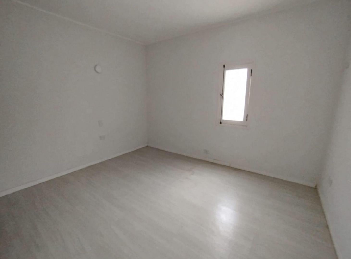 Foto de Alquiler Departamento de 3 dorm y dos baños. A/C, imagen 4