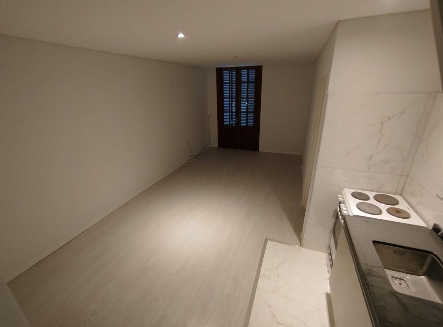 Foto de Alquiler Departamento de 3 dorm y dos baños. A/C, imagen 3
