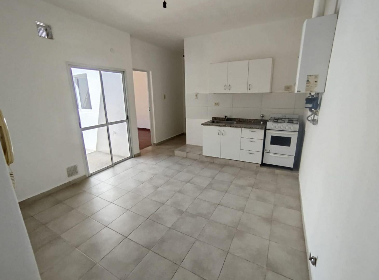 Foto de Interno unico con patio. 1 dorm., imagen 1