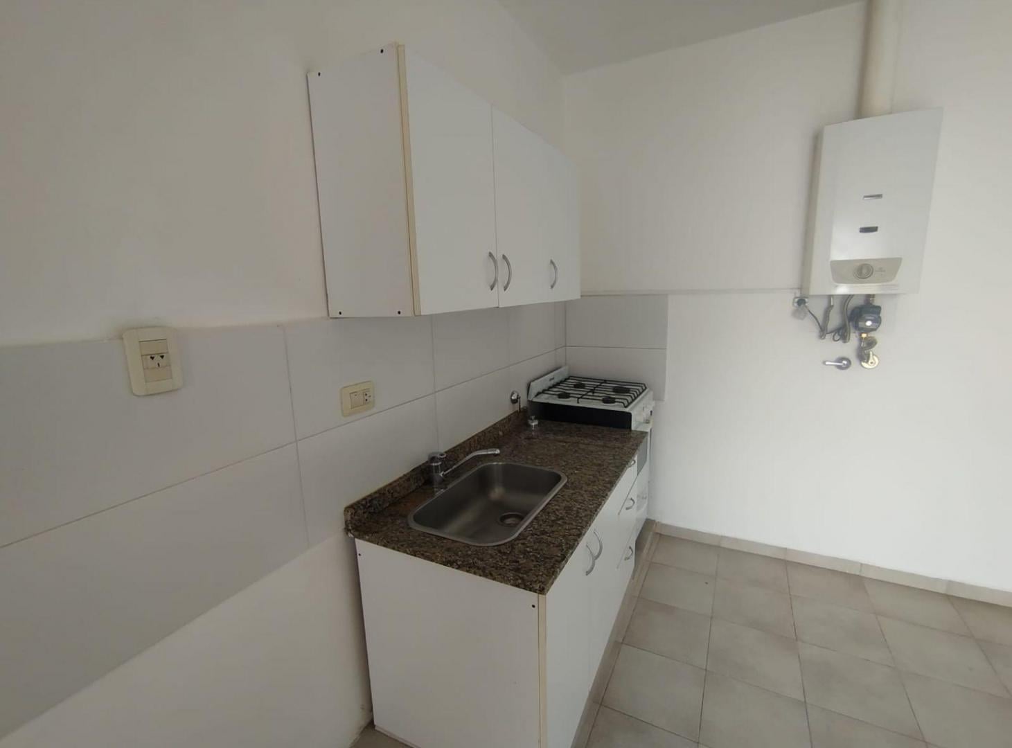 Foto de Interno unico con patio. 1 dorm., imagen 3