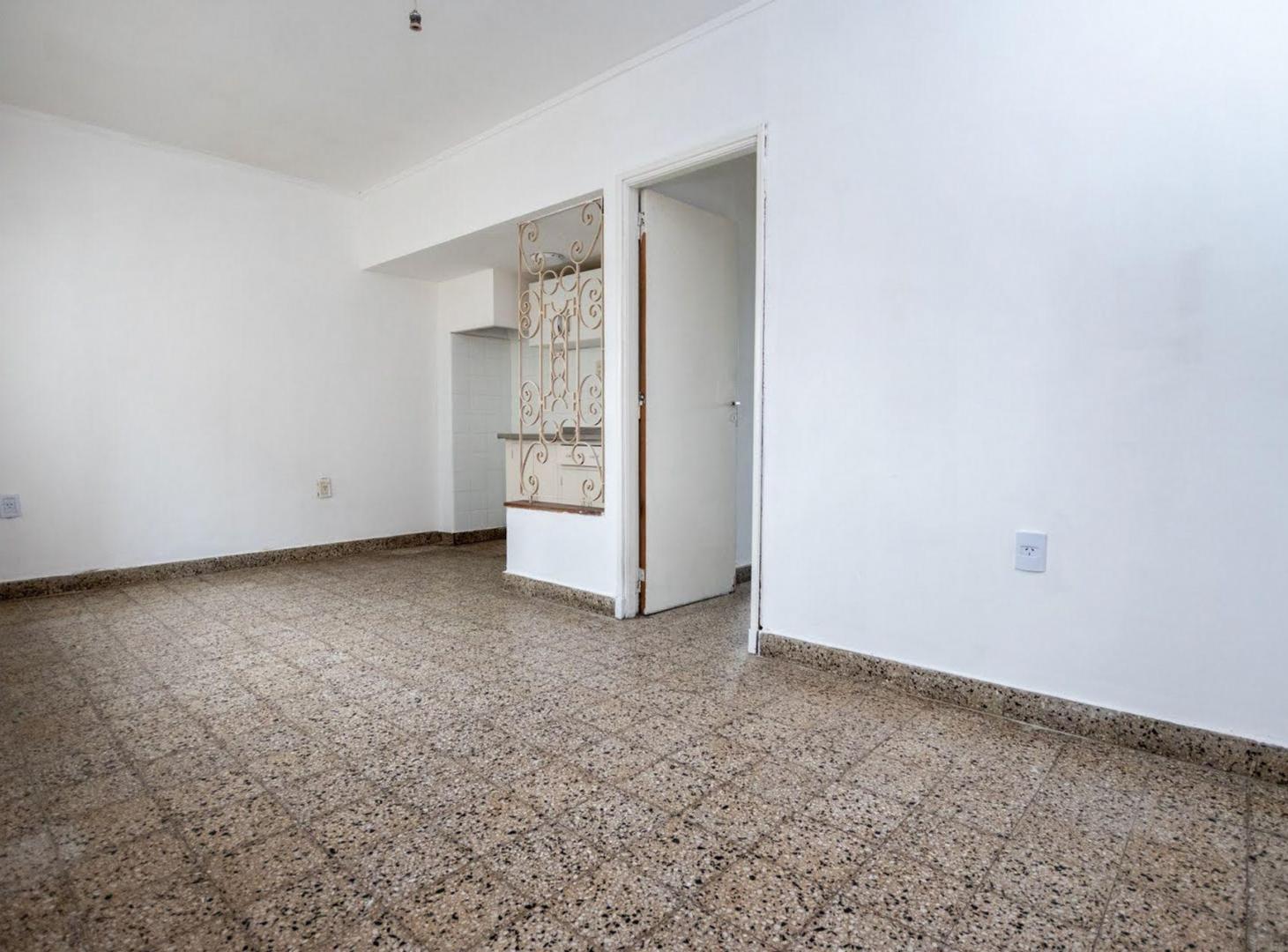 Foto de DEPARTAMENTOS DE 2 DORM SOBRE AV. FREYRE, imagen 2