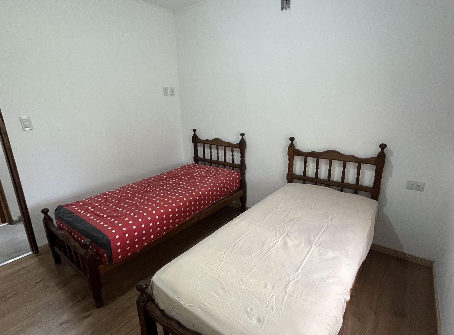 Foto de CASA CON PILETA Y GRAN PARQUE EN SAUCE VIEJO, imagen 3