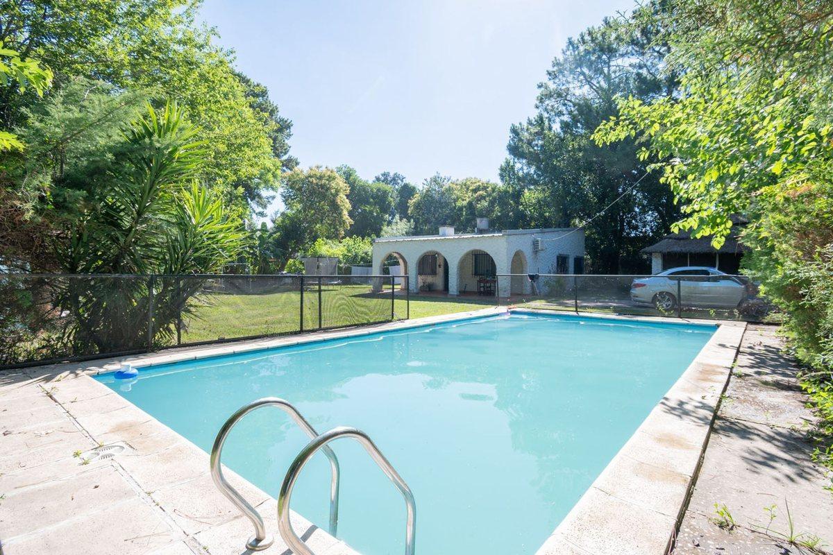 Foto de Casa en Venta Frente al Balneario Don Roque Sauce, imagen 2