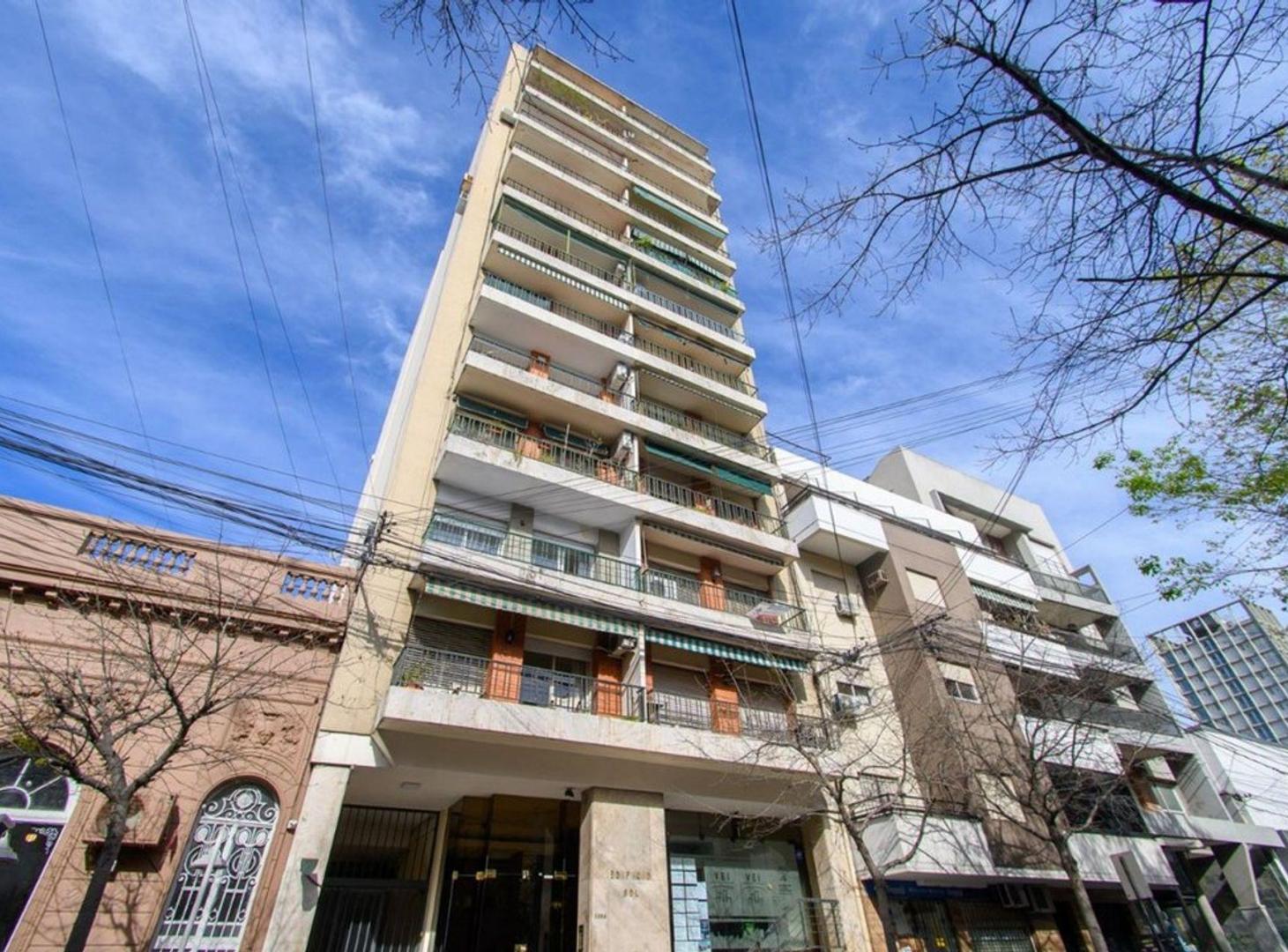 Foto de Venta Departamento 2 Dormitorios con Cochera, imagen 1