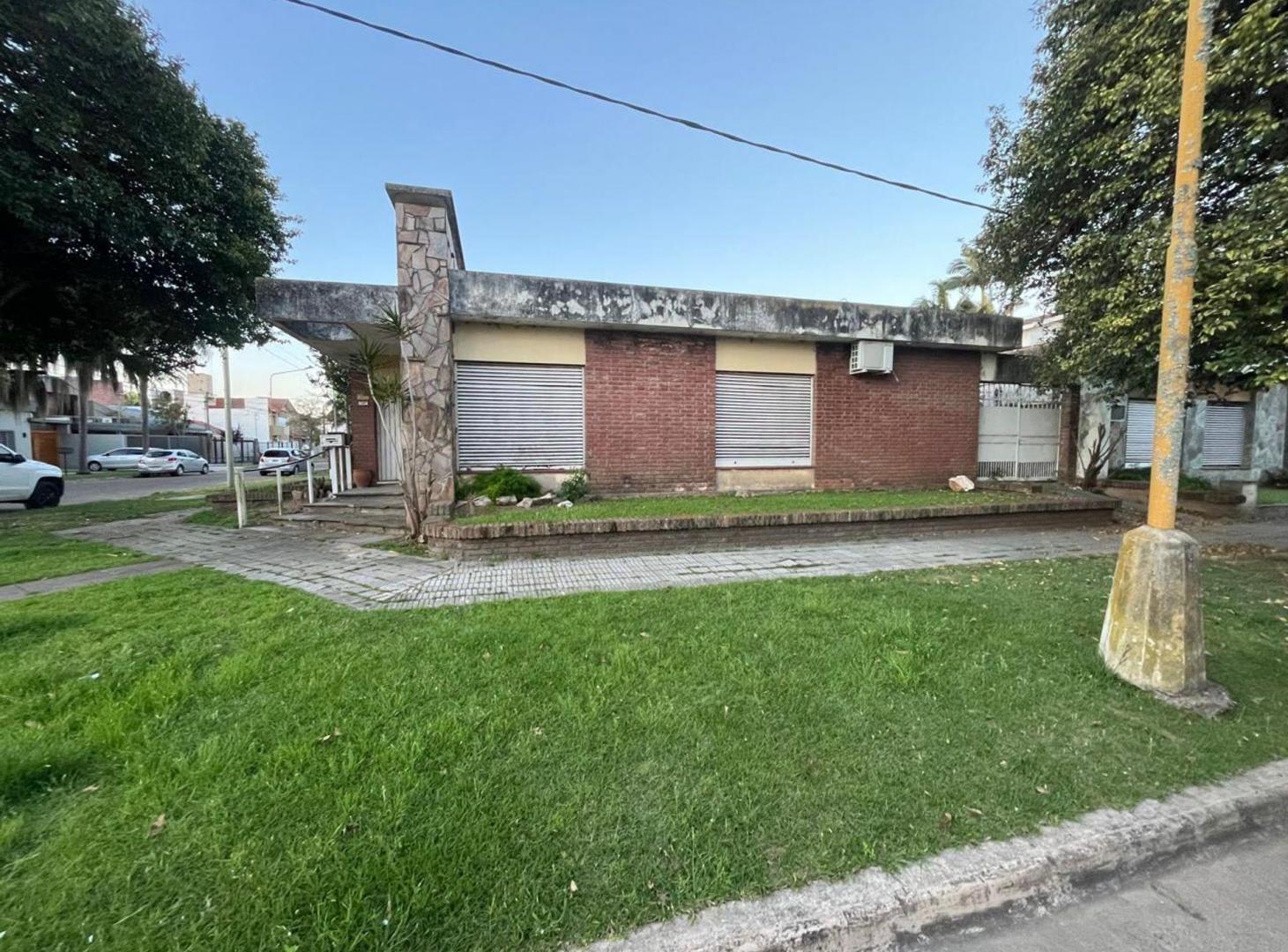 Foto de CASA 3 D. A REFACCIONAR A 100 MTS. DE LA COSTANERA, imagen 5