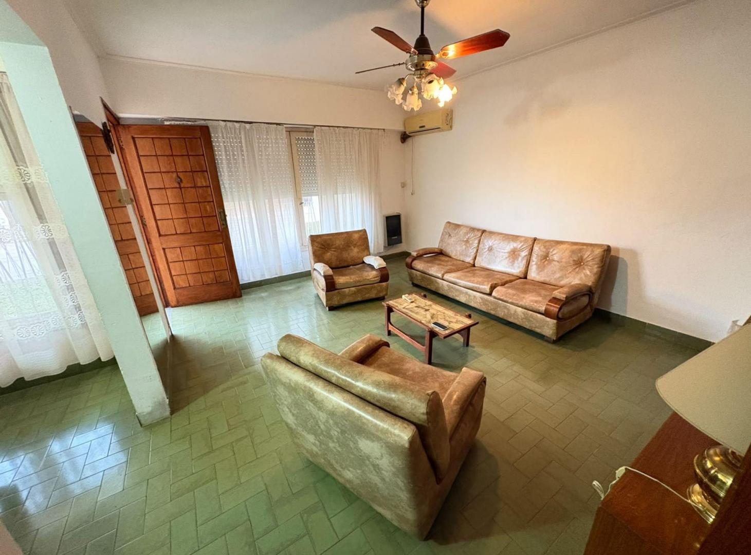Foto de CASA DOS DORMITORIOS COCHERA Y PATIO EN CORONDA, imagen 5
