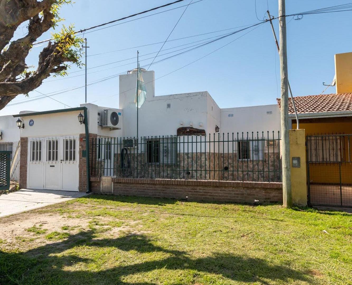 Foto de CASA EN VENTA EN SAUCE VIEJO, LISTA PARA MUDARSE, imagen 2