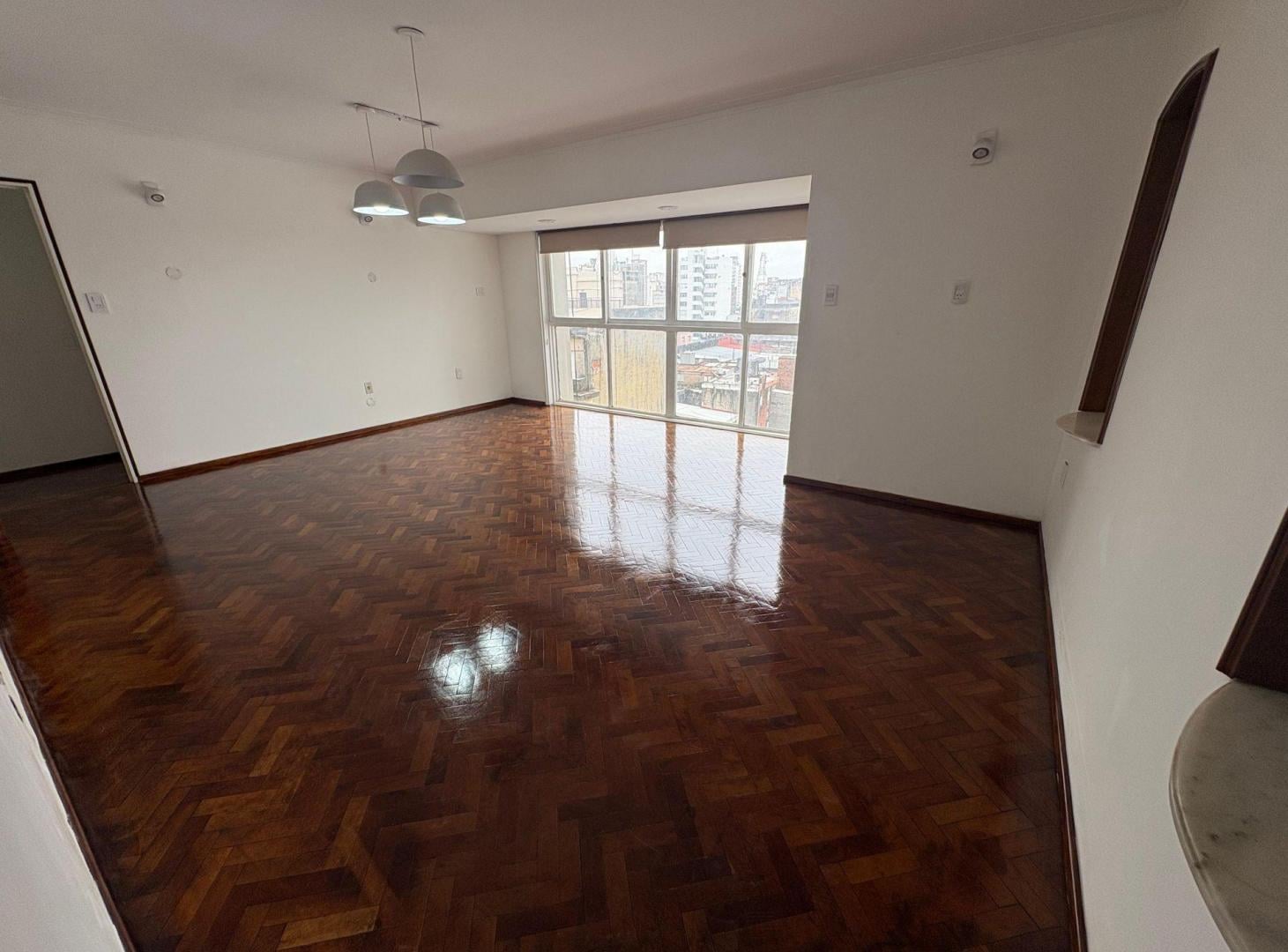 Foto de ALQUILER DPTO 2 DORM EDIFICIO PARQUE, MUY AMPLIO, imagen 2