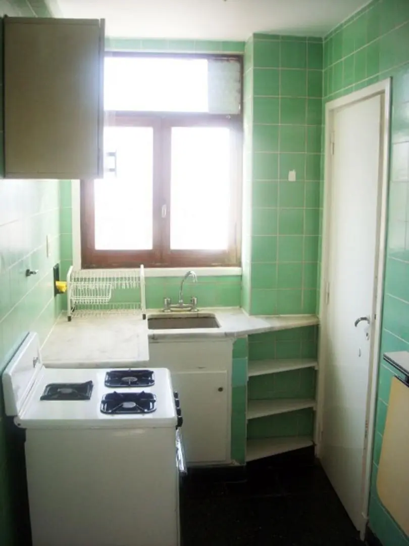 Departamento en Venta 3 AMBIENTES - DEP. SERVICIO - COCHERA 5