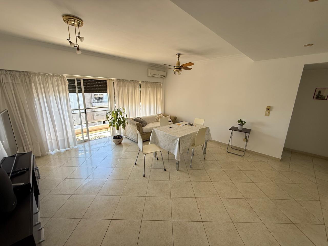 Foto de SEMIPISO 3 AMBIENTES CON COCHERA EN VILLA PUEYRREDON, imagen 3