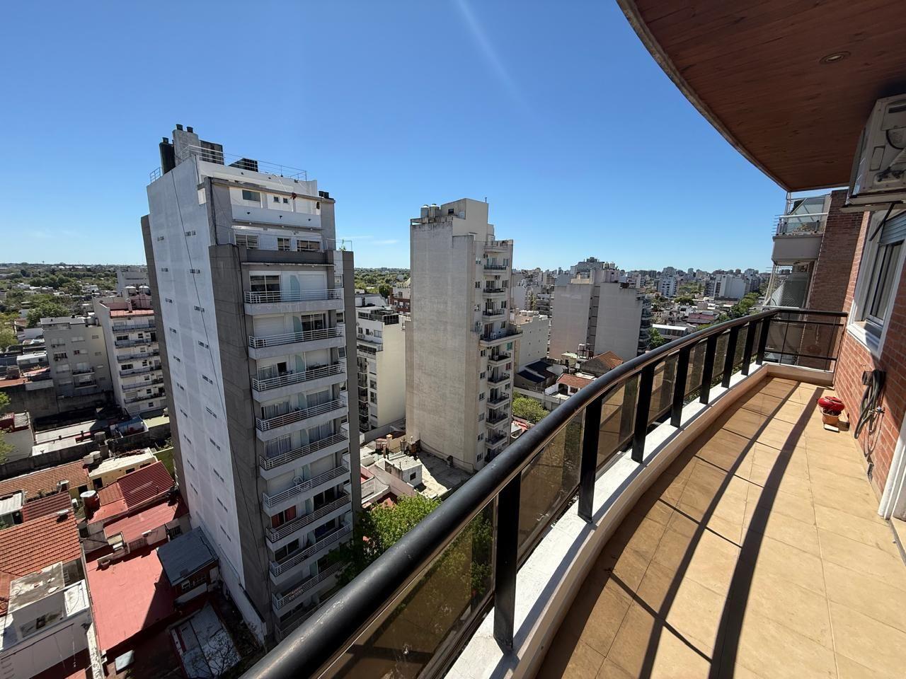 Foto de SEMIPISO 3 AMBIENTES CON COCHERA EN VILLA PUEYRREDON, imagen 4