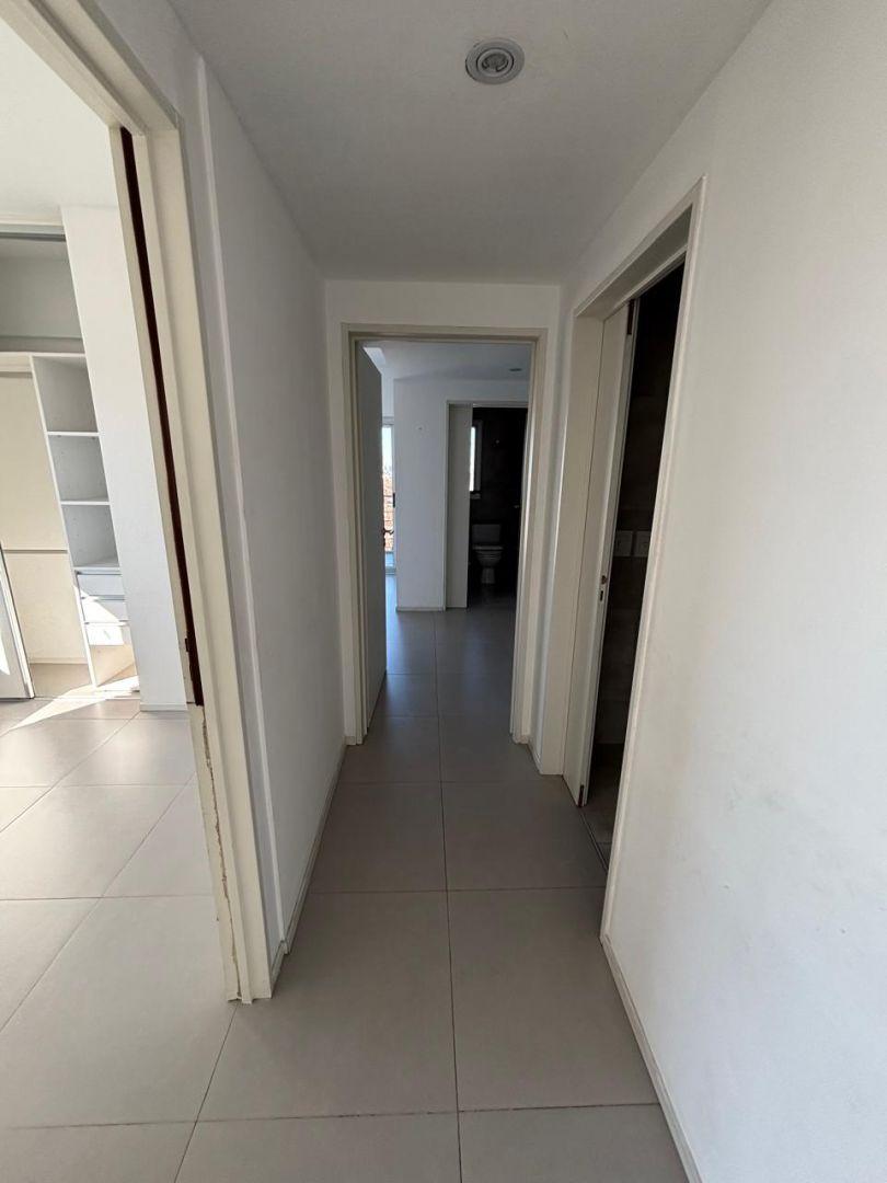 Foto de SEMIPISO 3 AMBIENTES EN MONTE CASTRO, imagen 5