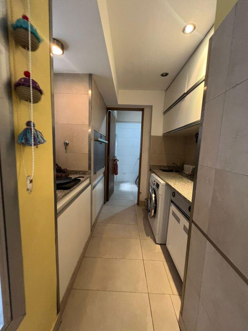Foto de SEMIPISO 4 AMBIENTES CON 2 COCHERAS EN VILLA DEVOTO RESIDENCIAL, imagen 3