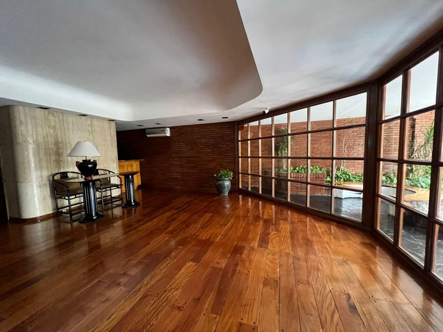 Foto de SEMIPISO 4 AMBIENTES CON 2 COCHERAS EN VILLA DEVOTO RESIDENCIAL, imagen 2