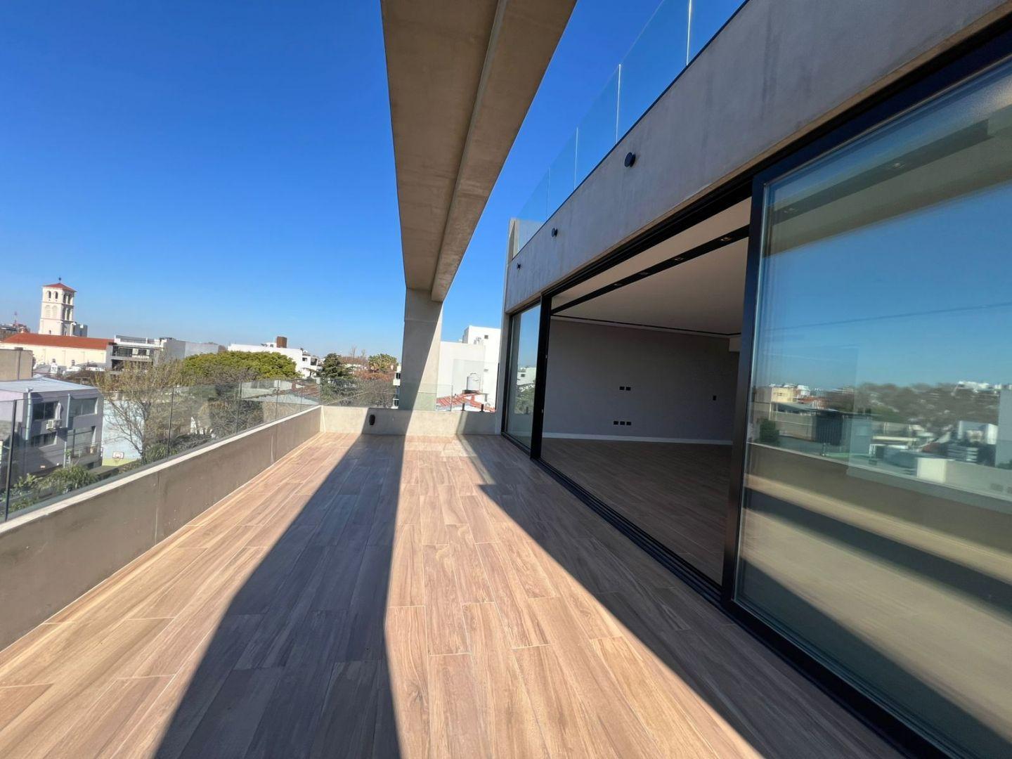 Foto de PISO EN VILLA DEVOTO CON 2 COCHERAS, imagen 1