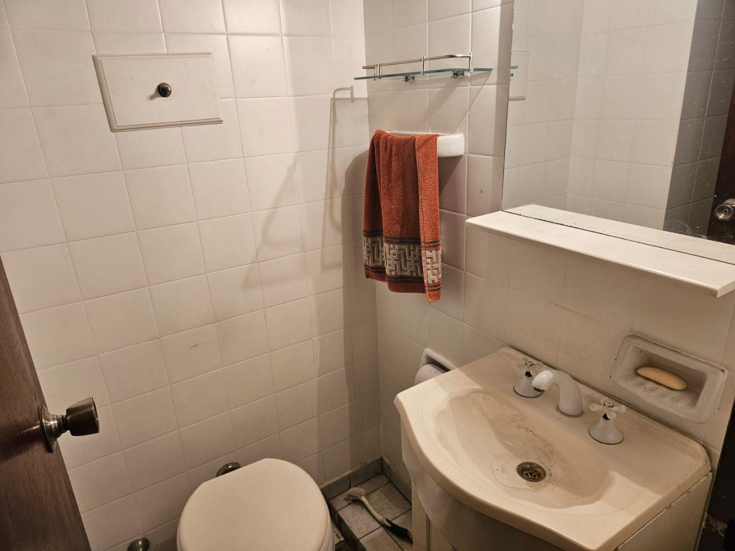 Foto de SEMIPISO 4 AMB MAS DEPENDENCIA Y 2 COCHERAS EN VILLA DEVOTO, imagen 5