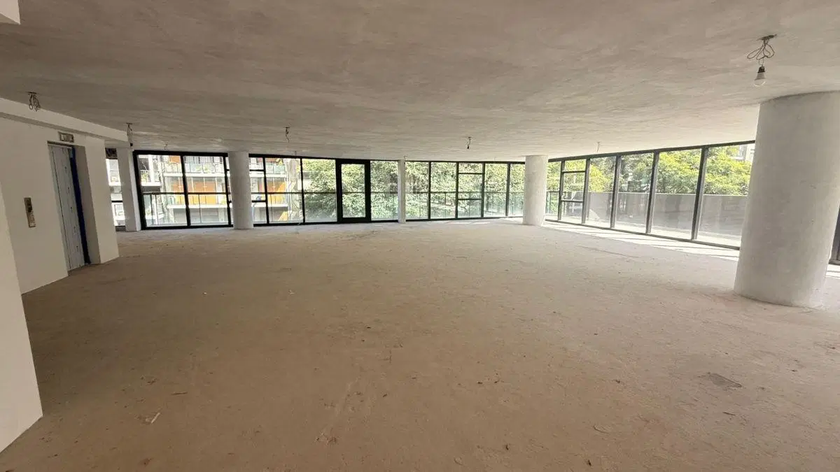 CERVI ALQUILA | Oficinas AAA + 360 m² A Estrenar en Belgrano 3