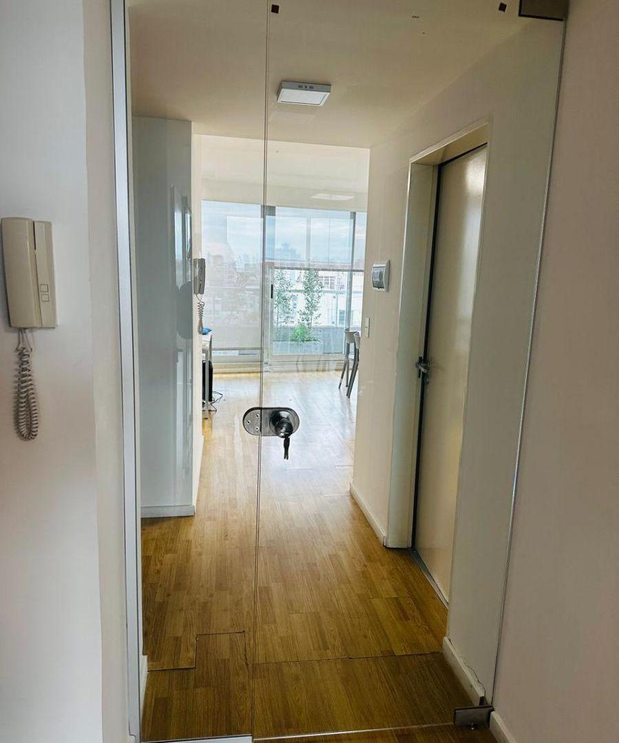 Foto de Cervi Alquila · Oficina De 100 M2 En Libertador Y Udaondo · Vista Al, imagen 3