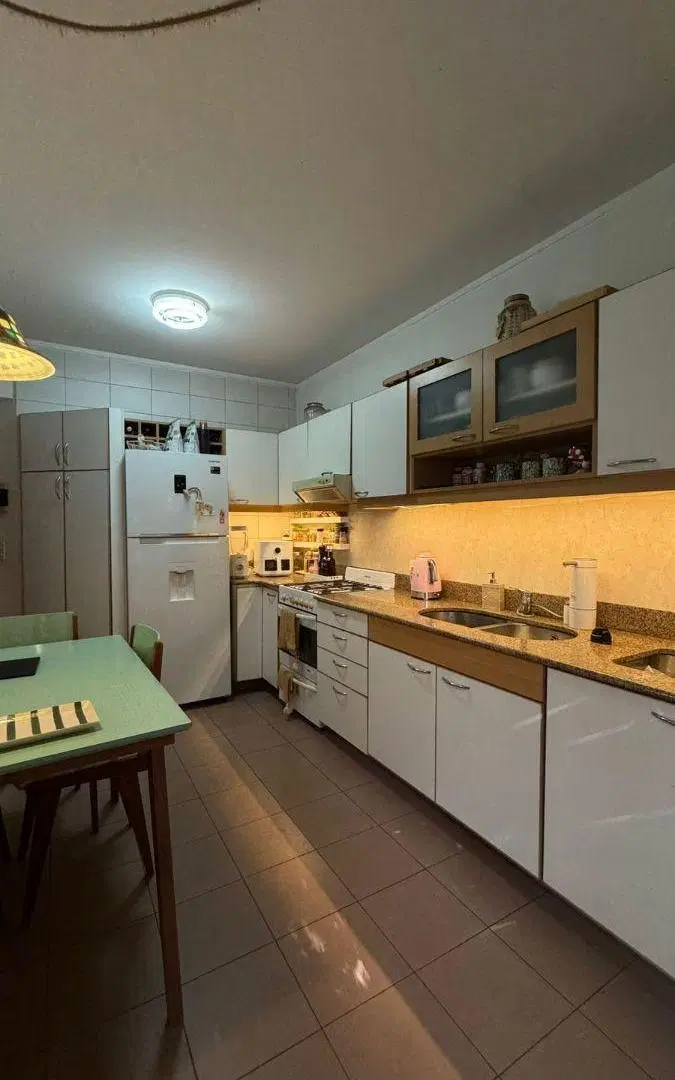 3 AMB.PISO, PALIER PRIVADO FRENTE COCHERA BALCON Y BALCON TERRAZA BAÑO Y TOILETTE EXCELENTE 3