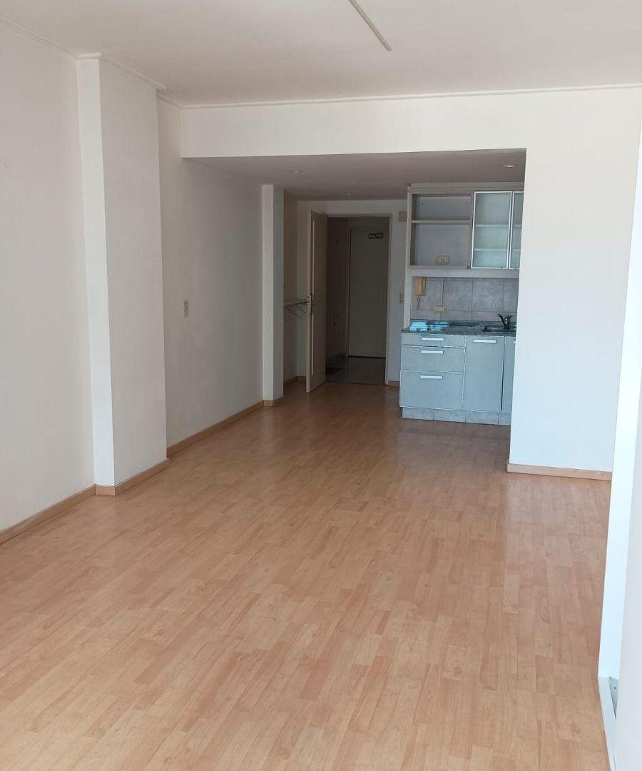 Foto de MONOAMBIENTE AMPLIO 43 m2 APTO PROF BALCON BAULERA EDIF MODERNO, imagen 5