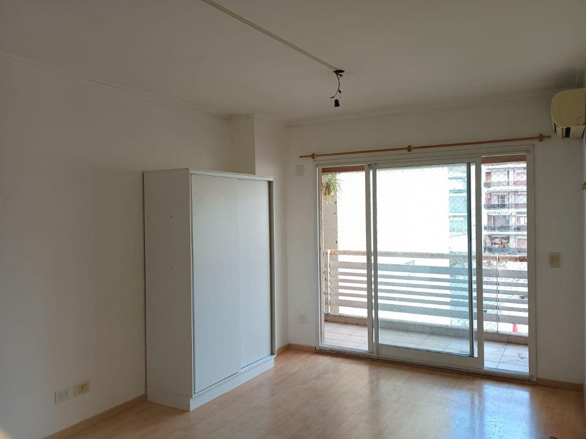 Foto de MONOAMBIENTE AMPLIO 43 m2 APTO PROF BALCON BAULERA EDIF MODERNO, imagen 1