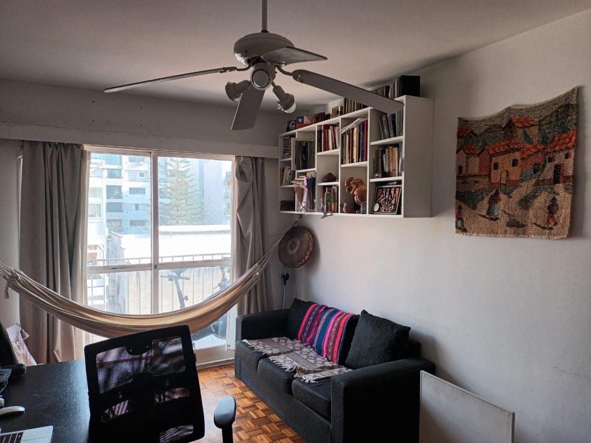 Foto de 2 AMB. APTO PROF. C/FTE BALCON LAVADERO VISTA ABIERTA EXCELENTE UNIDAD, imagen 3
