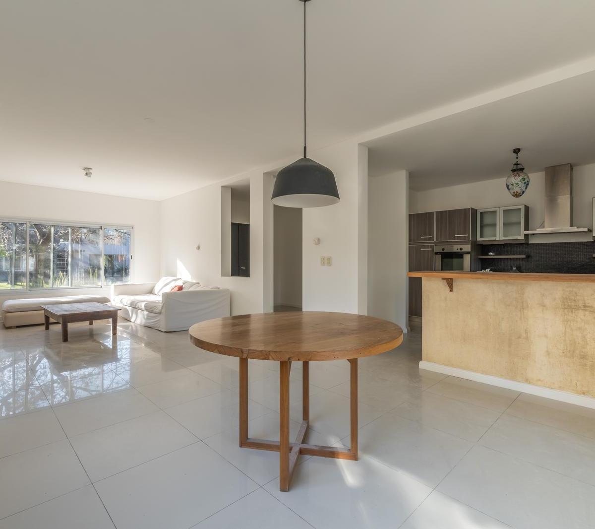 Venta casa cuatro ambientes Las Liebres Pilar
