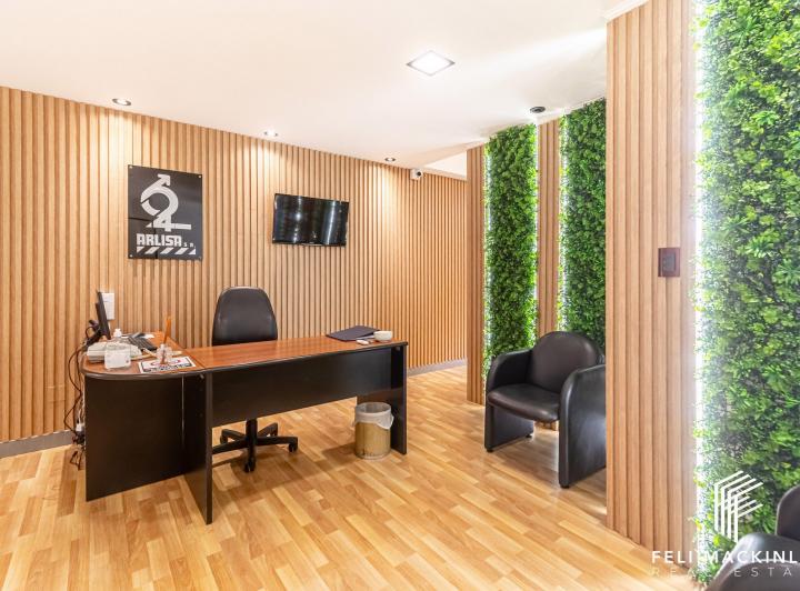 Venta Oficina 97 m² | Recepción + 4 Despachos + Depósito | 2 Baños 2