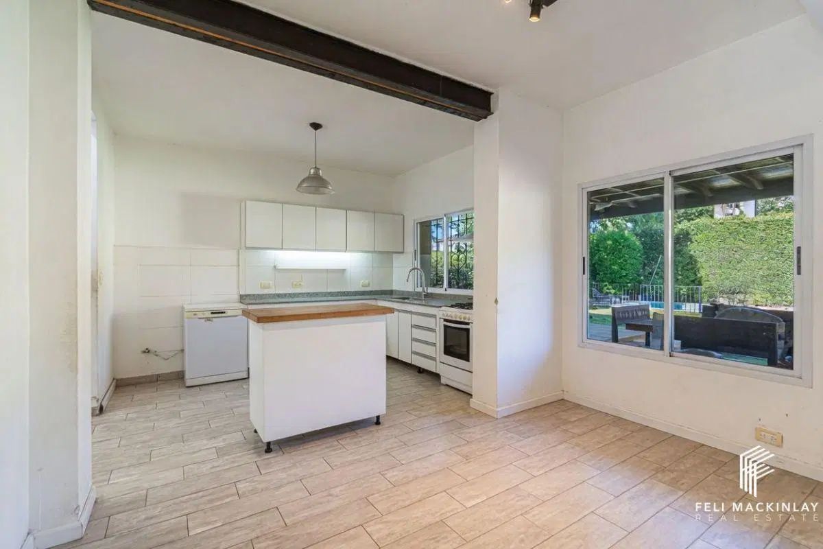 Casa en venta en Bella Vista | Jardín, pileta y excelente ubicación 5